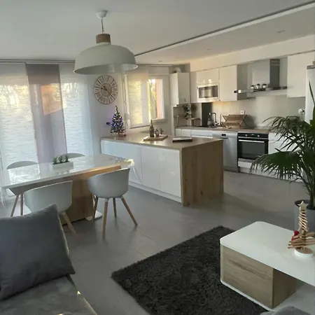 Apartman Cosy 4 A 6 Pers - Parking Prive - 5 Min Colmar - Poele A Pellets - 2 Terrasses